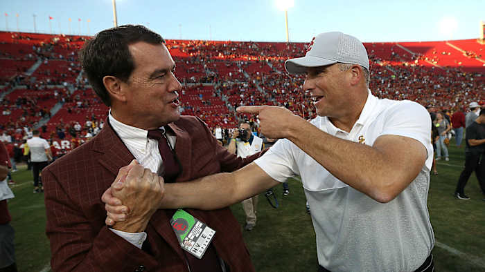 mike-bohn-clay-helton-112319-getty-ftr_9b56q1y7vp3s1n11do9ravch5